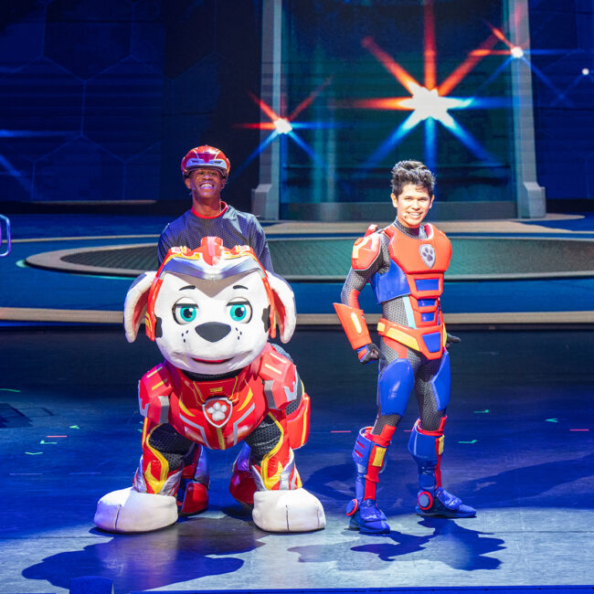 BlackTrax Brings Magic to Paw Patrol Live